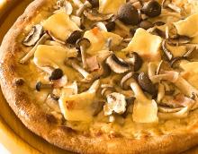 限定　たっぷりきのこのカマンベール